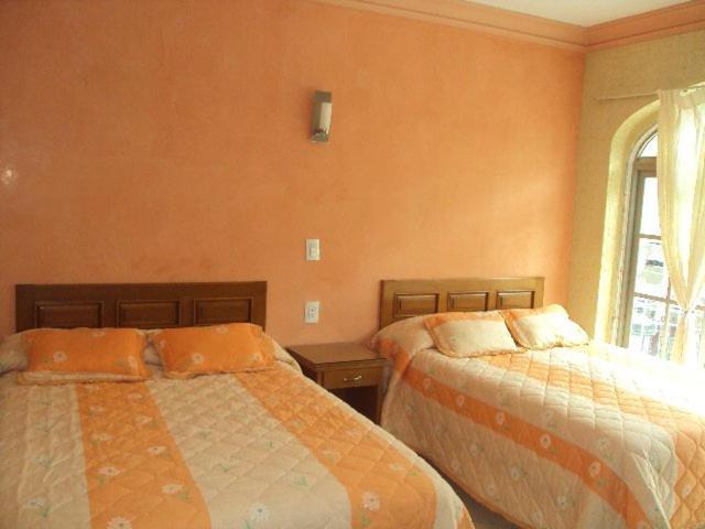 Hacienda Salvador Hotel *